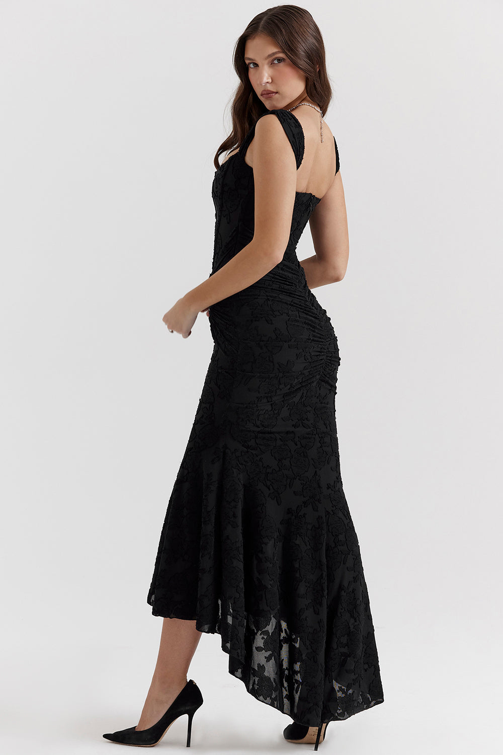 Zoey – Elegant Dress with Defined Waist